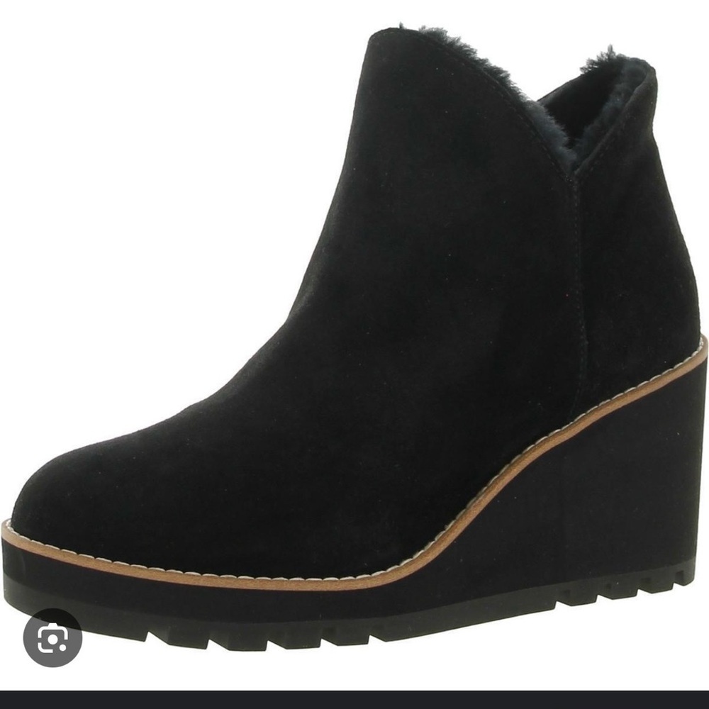 Eileen Fisher chalet shearling black ankle boots sz 8